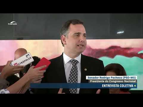 Pacheco vai decidir com líderes se haverá sessão do Congresso nesta terça