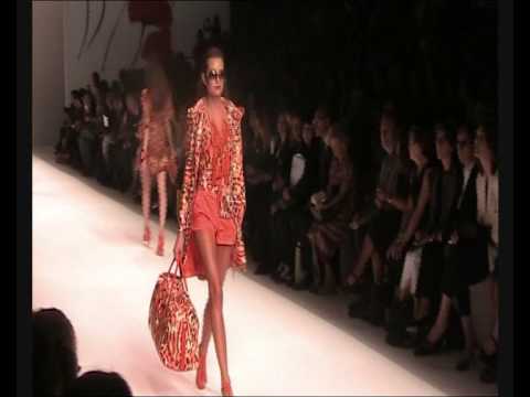 Sfilata Blugirl Spring-Summer 2010 - Prima Parte