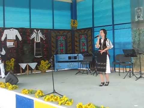 29 - Festivalul folcloric Vasile Contiu - Monica Belean - MVI 4320