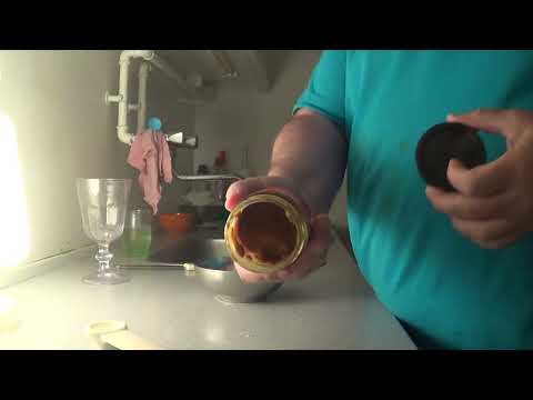 MongoTV_17355 - Mongo Madskole - Lune Slagter FRIKADELLER Med RIS og God Irma BRUN SOVS