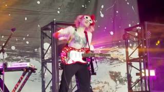 Grimes - Flesh without Blood - Live - The Woodlands TX - May 17, 2016