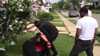 Dee frenchie VS EC Marv