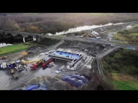Installation of a traffic bridge underneath the railway lines serving Wakefield Kirkgate Station