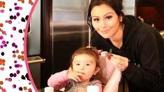 Download lagu DIY Your Holiday Treats! with Jenni JWOWW and Meilani mp3 Download lagu DIY Your Holiday Treats! with Jenni JWOWW and Meilani mp3