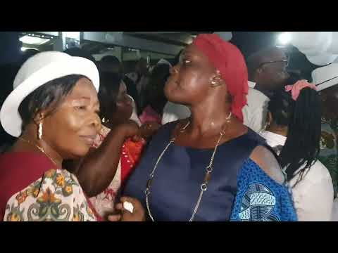 MM1er Aux 10 Ans D'Anniversaire D'Akyekoi - Apichèkè
