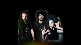 Paramore - Anklebiters (HQ Audio)