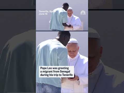 Pope Leo does '6-7' gesture with a migrant in Tenerife