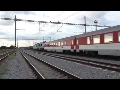 162.035-0 a 150.222-8 žádná 380ka na vlaku EC 122 Košičan - Košice - Praha