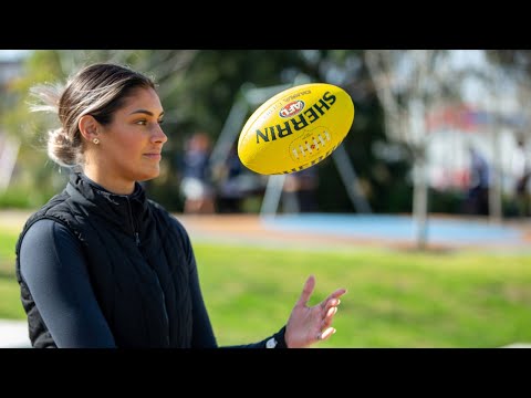 Hume Girls Can - Carla plays football