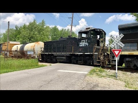 MP15 Switch Engine Working Afton Yard &  Huhtamaki.  Boxcar Graffiti & N&W Signals, Short Line Train