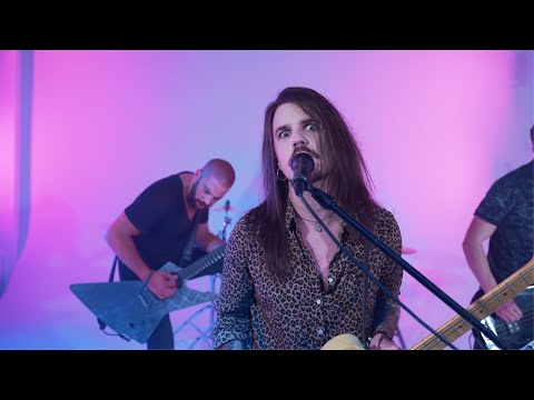 Shady Fat Kats - Shivers Down Your Spine (Official Video)