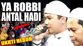 Download lagu BUKAN PRANK !! BIKIN ADEM RIBUAN ORANG DENGAN SHOLAWAT YA ROBBI ANTAL HADI mp3
