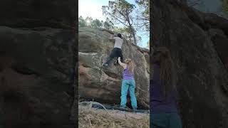 Video thumbnail de Método jacoso, 6b+. Albarracín