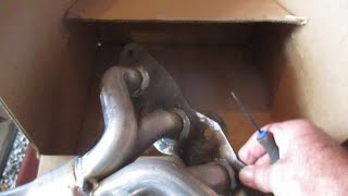 Replacing an exhaust manifold
