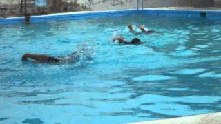 preview picture of video 'competencia natacion.Ojinaga.Chihuahua.Alberca la granjita Julio de 2012.'