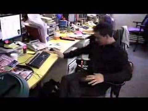 Scott Mills tries the Hawaii Chair