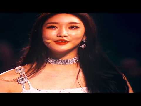 KCON LA DAY2 180812 CHUNG HA & FROMIS_9 GAME MENT