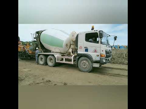 Pengecoran jalan menggunakan TRUCK CONCRITE PUMP