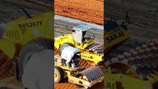 This is the Collaboration of Vibratory rollers and sheepsfoot rollers soil compactor machines