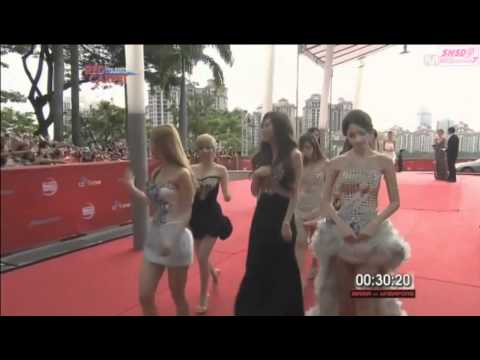 111129 SNSD-[HD] Girls' Generation Red Carpet Photoshoot @ 2011 MAMA