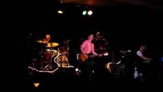 Kathleen Edwards sings Run