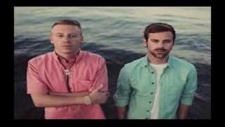 Macklemore - Hold Your Head Up (lyrics)