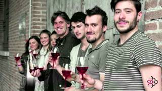 preview picture of video 'Il bicchiere è mezzo pieno (Cantina Settecani Castelvetro 1923-2013)'