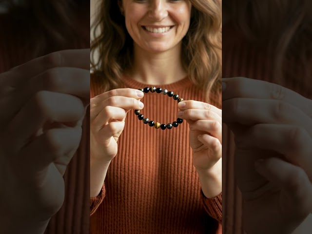 Vídeo relacionado con Lucky angel Obsidiana Negra Natural Tallada Cabeza de Lobo Amuleto Colgante Collar obsidiana bendición Colgantes de la Suerte joyería de Moda Regalos de cumpleaños