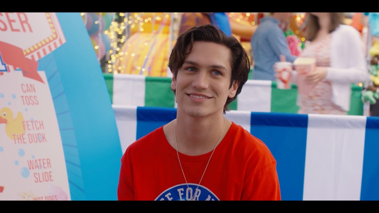 Miniature de la vidéo How to Lose a Popularity Contest I Bloopers I Tubi Original du film How to Lose a Popularity Contest