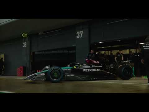 Mercedes-AMG F1 W15 E PERFORMANCE