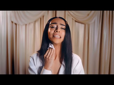 Bilal Hassani - Papa Maman (Official Music Video)