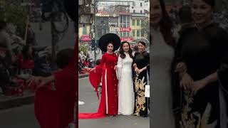 Download lagu 🇻🇳BEAUTIFUL VIETNAMESE TRADITIONAL DRESSES AO DAI🇻🇳 HANOI, VIETNAM #shorts #shortsbeta #vietnam mp3 Download lagu 🇻🇳BEAUTIFUL VIETNAMESE TRADITIONAL DRESSES AO DAI🇻🇳 HANOI, VIETNAM #shorts #shortsbeta #vietnam mp3