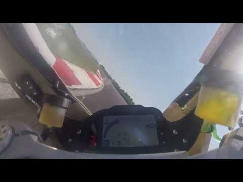 1 giro al Cremona Circuit, Ducati Panigale V2 955