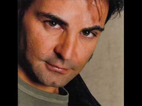 El Queco - Desconfiada.