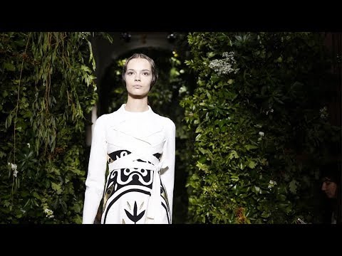 Valentino | Haute Couture Fall Winter 2014/2015 | Full Show