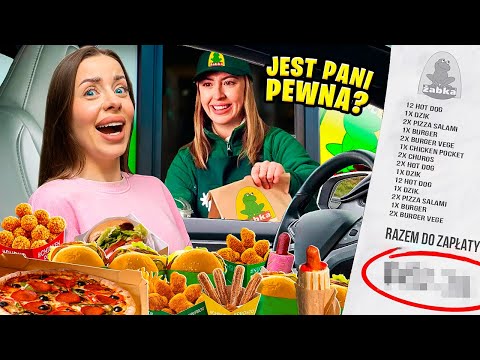 WE EAT WHAT THE PERSON IN FRONT OF US AT ŻABKA DRIVE THRU!