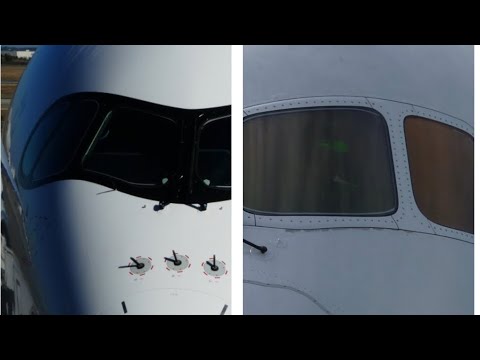 Airbus A350 vs Boeing 787 : Which aircraft has a bigger & more spacious cockpit??