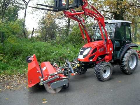 Kommunális gépek sószóró,  hótoló és TYM traktorok szenzációs piacbevezető áron eladók