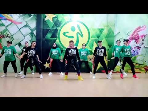 Indahnya pemandangan,Goyang body badontot || Dance - Zumba || Hazar JLStudio Sangasanga