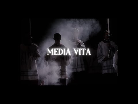 HARDKNOCK - MEDIA VITA (Official Lyric Visualizer)