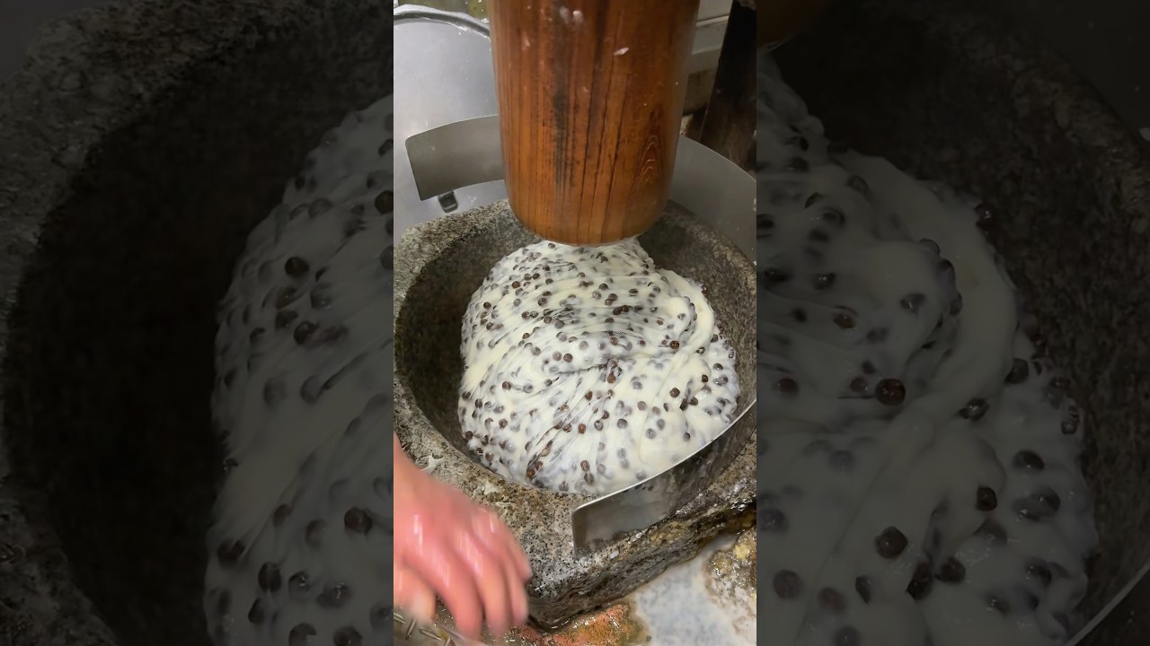 Japan's Most Famous Daifuku Mochi🫘