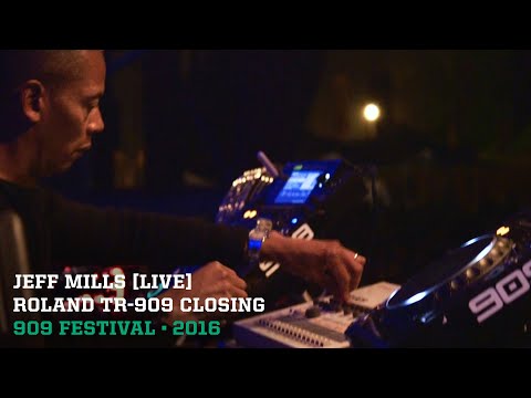 JEFF MILLS [live] closing 909 Festival 2016 on a Roland TR-909