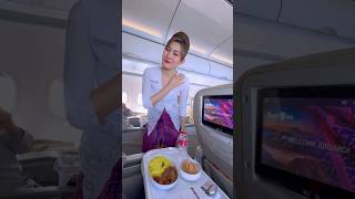 Download lagu Pramugari Cantik Batik Air Menyajikan Menu Makan dalam Pesawat 😁🥰✌️ mp3