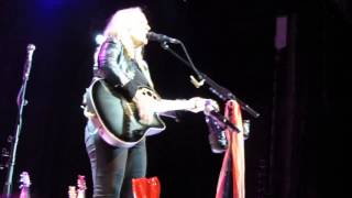 Melissa Etheridge - The Different (plus some very funny moments)