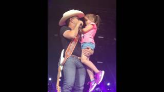 Justin Moore and Daughter on Fathers Day Till My Last Day Jiffy Lube 6/19/16