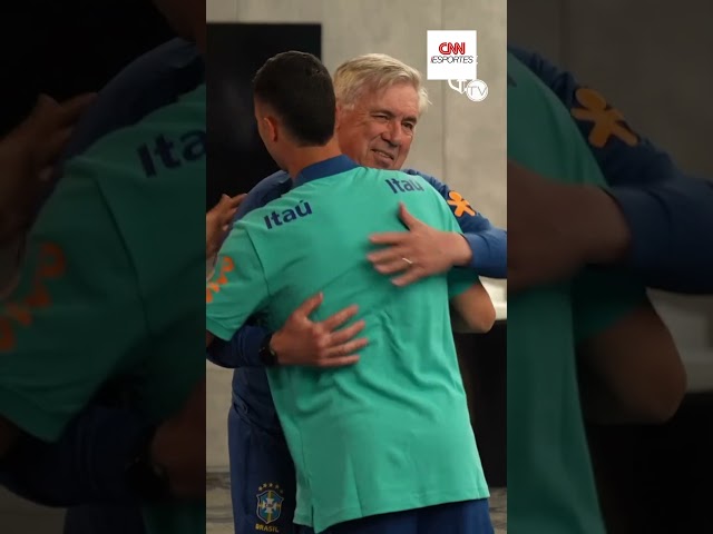 Ancelotti se encontra com jogadores convocados para a Seleção