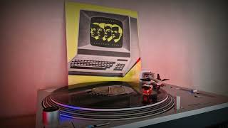 Kraftwerk - Pocket Calculator - 1981 (4K/HQ)