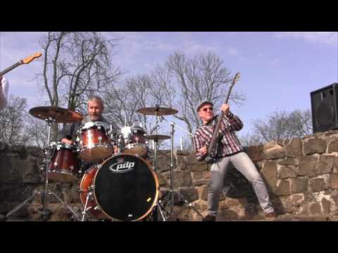 STARDUST, you will love the rain ( OFFICIAL VIDEO )