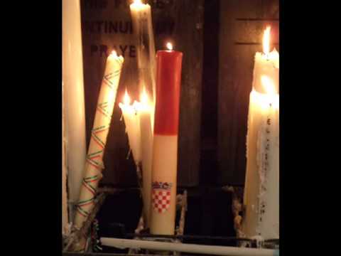 Katedralni zbor Sv. Duje - Svrati Gospode k nama.wmv