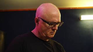 Video thumbnail for Kevin Armstrong - Iggy Pop's Guitarist plays Laney GHR by Laney Amplification